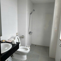 Cho Thuê Căn 95M2 3N2W Toà A10 Nam Trung Yên- Full Đồ-Giá 20 Triệu/Tháng-Tầng Trung, View Hồ-Vào Ở Ngay
