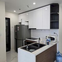 Cho thuê gấp căn hộ 2PN Tòa S1 Sunshine City. Full nôi thất giá nét 17tr/tháng, vào ở luôn.