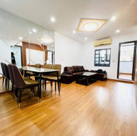 Hot! Bán Tập Thể Mặt Phố Phương Mai, Đống Đa, 80M, 3 Ngủ, 2 Vệ Sinh, Siêu Thoáng, Nhỉnh 3 Tỷ