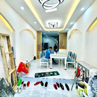 Ơ Kìa! Văn Chương, Vài Bước Ra Phố,Nhà Mới Tinh, Tặng Nội Thất, 32/38M2X 5 Tầng.