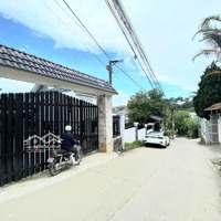 Hạ Gấp Thêm 2 Tỷ Bán Villa Cách Chợ Đêm Đà Lạt 2Km - Đường Ô Tô Thoải Mái