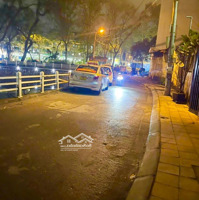 Siêu Phẩm Mặt Phố Nguyễn Sơn 2 Mặt Tiền Thang Máy Full Nội Thất Dòng Tiền 100 Triệu/Tháng Diện Tích: 135M 9T