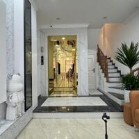 Bán nhà Phố Yên Lạc: Phân lô OTO, THANG MÁY, XÂY MỚI: 42m2 x 5T, MT 3m6. Giá nhỉnh 14 tỷ.