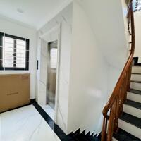 Bán nhà Phố Yên Lạc: Phân lô OTO, THANG MÁY, XÂY MỚI: 42m2 x 5T, MT 3m6. Giá nhỉnh 14 tỷ.