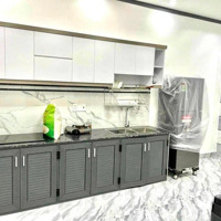 Nhà 2Phòng Ngủ Full Đồ Sân Ô Tô Chợ Phú Hoà - Tdm - Bình Dương