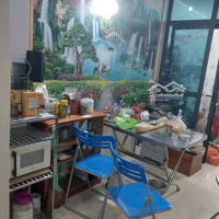 Chính Chủ Cần Bán Gấp Căn Hộ 63M2 Chung Cư Tầng Cao Sát Mặt Đường Quốc Lộ 6, Giá Cực Tốt!!!