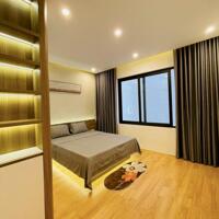 Bán nhà đẹp phố Quan Nhân, 37m2 6.7 Tỷ ngõ thông thoáng gần phố, sổ vuông đẹp.
