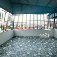 Chính Chủ Cần Bán Gấp Nhà Gần Kđt Việt Hưng - 3 Tầng - Sổ Vuông - Giá Cực Tốt!