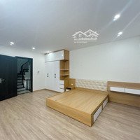 Chính Chủ Cần Bán Gấp Nhà Gần Kđt Việt Hưng - 3 Tầng - Sổ Vuông - Giá Cực Tốt!