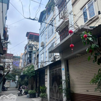 Chính Chủ Gửi Bán Nhanh Nhà 4 Tầng Ngay Cạnh Học Viện Chính Trị, Phân Lô Ô Tô Đỗ Cửa, 30M2, 5,6 Tỷ.