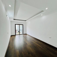 Nhà Đẹp Xây Mới Tây Hồ 40M2X5 Tầng Thang Máy, Căn Góc 2 Thoáng, Ô Tô Đỗ Gần, Giá Chỉ 6X Tỷ