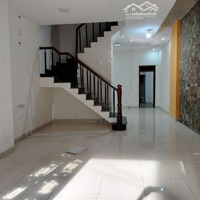 Khi Vip Mặt Tiền Ấu Bắc Kinh Doanh Sầm Uất Khu Văn Phòng Cty 4X20M 5 Tầng 6 P 40 Tr