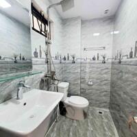 Bán nhà Lạc Long Quân, Tây Hồ, kinh doanh, 74mx6t, 9.6 tỷ, 0985696268