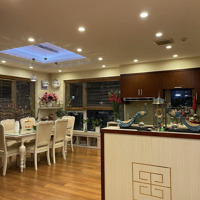 Bán Cc N04 Trần Duy Hưng, 10,2 Tỷ, 128M2 Giá Siêu Hời, View Đẹp