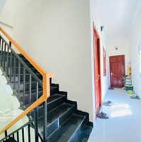 + Bán Toà Căn Hộ-Ngang 7M5 - Giá Bán 6,2 Tỷ. Toà 4Tầng 1Tum -Tổng 5P Căn Hộ-View Cực Xịn + Dòng Tiền