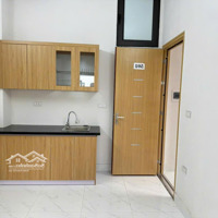 Bán Căn Hộ Dịch Vụ-Nguyễn Chánh,Cầu Giấy-Ô Tô Tránh,Vào Nhà,Dừng Đỗ Ngày Đêm-S=113M2- Giá Bán 39.3 Tỷ.