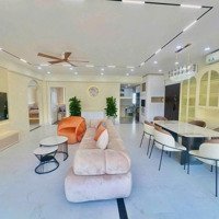Bán Cc 3 Phòng Ngủgiá Bán 11,5 Tỷ, 145M2 Tại Garden Court 1, Tân Phong, Q7, Hcm