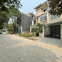 Bán Bt Xuân Phương, View Đẹp Nhất Khu, 3 Mặt Thoáng 180M2 Chỉ 32 Tỷ