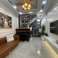 Nhà Dân Bán Lại 5 Tầng 35M2 Oto Lùi Cửa , Giá Chỉ 6,05 Tỷ , 100M Ra Kđt Đô Nghĩa , Full Nội Thất