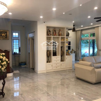 Bán Bt Đơn Lập Hoa Phượng 151M2, Hoàn Thiện Đẹp, Đường Thông Thoáng, Mặt Công Viên, Đủ Đồ Giá Bán 41 Tỷ