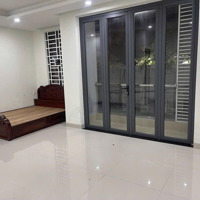 Cho Thuê Nhà 1 Trệt 3 Lầu 6X30M Mặt Tiền Kinh Doanh Lê Văn Lương Gần Lottlemart