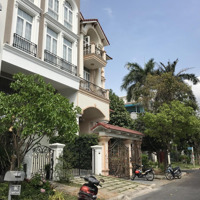 Bán Gấp Giá Siêu Tốt Biệt Thự Tự Xây Nam Thông 8*18M, 1 Trệt, 3 Lầu Ngay Phú Mỹ Hưng, Q. 7