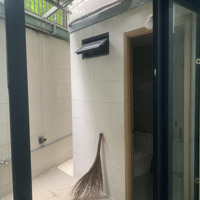 Cg: Sang Nhượng Nhà 1 Trệt 4 Lầu 9 Phòng Ngủ 1 Thờ 10 Wc Thang Máy Giá 14 Ctl Liên Hệ: 0969748973