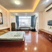 Căn Hộ 1 Phòng Ngủ, Tách Bếp, Ban Công Thoáng - Full Nội Thất