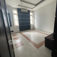 Bán Gấp Giá Rẻ Căn Nhà Phố Hưng Gia, 6M*18,5M, 3 Lầu Ngay Mặt Tiền Đường Số 2, Phú Mỹ Hưng