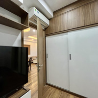 Bán Căn Hộ Góc 80M, 2 Ngủ, 2 Vệ Sinh, View Hồ, Khu 11 Toà