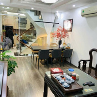 Bán Nhà Yên Hoà, Cầu Giấy 40M 5 Tầng 13,5 Tỷ. 10M Ra Phố. Oto Đỗ Cửa