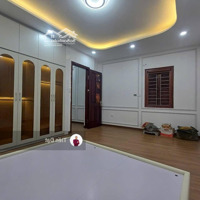 Bán Nhà Tại Phố Ngọc Khánh Thông 678 La Thành Nhà Mới Full Nội Thất Ở Luôn.