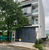 Bán Villas Compound Nguyễn Hoàng An Phú Q. 2 Full Nội Thất Cao Cấp, (7X22)M.trệt 3 Lầu. Giá Bán 35 Tỷ