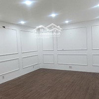 Mặt Bằng Lô Góc Phố Hai Bà Trưng - Cát Dài 200M2 Sử Dụng, Giá Siêu Hợp Lý 20 Triệu/Tháng