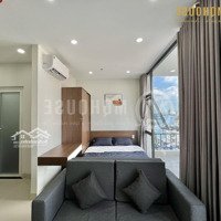 Cho Thuê Căn Hộ Chung Cư Gần Ngã Tư Hàng Xanh, Bình Thạnh, Hồ Chí Minh Đầy Đủ Nội Thất, Ban Công