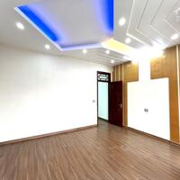 Bán nhà đẹp (chỉ mang đồ vào ở) đường Lạc Long Quân (rộng 39 m), Đông Vệ, TP Thanh Hoá