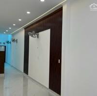 80m2, 2 Tầng, chỉ hơn 5 Tỉ ,Gần chợ, ở hoặc cho Thuê có dòng tiền
