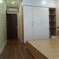 Nhà Em Bán Căn Hộ 2 Phòng Ngủ- 73M2 - View Sông Đuống Hướng Mát, Miễn Trung Gian