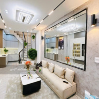 Siêu Hot! Nhà Nam Đồng, Ô Tô Cạnh Nhà, 50M Ra Hồ, View Siêu Thoáng, Dân Xây, 30M2X4T, 7.65 Tỷ