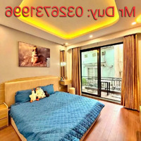 Bán Gấp Nhà Thạch Bàn 40M 5 Tầng Chỉ 5.5 Tỷ Ô Tô Đỗ Gần Nhà