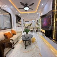 Cần Bán Căn Góc Chung Cư Sky Garden 3, Phú Mỹ Hưng, Quận 7 (Nhà Mới 100%)