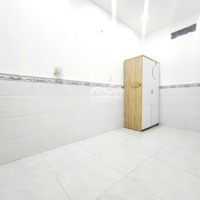 Căn Hộ Dv 2 Phòng Ngủban Công Full Nội Thất Máy Giặt Riêng Kế Cầu Lê Văn Sỹ