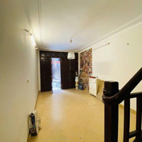 Cho Thuê Nhà Riêng Ngõ 97 Văn Cao, Phường Liễu Giai, Quận Ba Đình, Hà Nội.diện Tích50M2 X 5T. Giá 17 Triệu