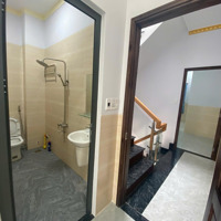 Chính Chủ Bán Nhà Mới 1 Trệt 2 Lầu, Vào Ở Ngay, Cạnh Chợ Bình Chánh, Sỗ Sẵn Sang Tên Ngay