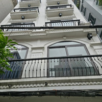 Vị Trí Vàng, Dòng Tiền Khủng Cầu Giấy 8 Tầng,Mặt Tiền6.2M,Diện Tích82M2, Mới Koong, Doanh Thu 1.5 Tỷ / Năm