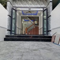 Nhà Sân Xe Hơi Rộngdiện Tích91,3Mv Gần Giáo Xứ Bà Trà