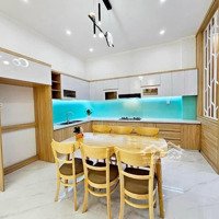 Siêu Phẩm!! Nằm Gần Đồng Khởi Chủ Bán Gấp Nhà Lầu Siêu Đẹp 5X20M Sổ Sẵn Công Chứng