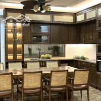 Chính Chủ Gửi Bán Btsl Vinhomes Thăng Long 130M2 Full Nội Thất Cao Cấp Giá 2X Tỷ