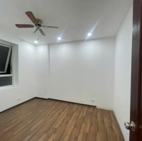 Chính Chủ Cho Thuê Căn Hộ Cao Cấp Mặt Tiền Số 18 Phạm Hùng