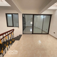 Cho Thuê Nhà 70M2 X 4 Tầng Giáp Vin Smart City, 18 Triệu, 0888516777